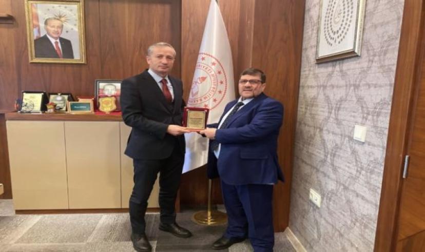 Ağrı’da 45 yıl görev yapan Recep Kasar emekliye ayrıldı