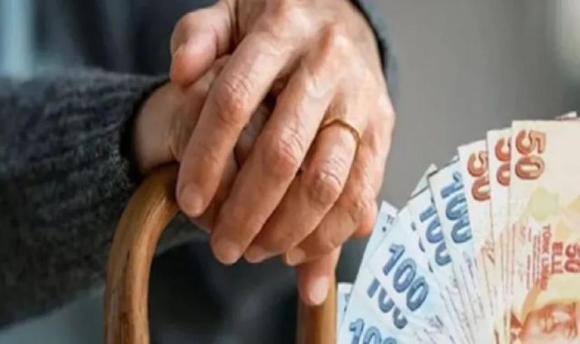 Bakan Göktaş: Aralık ayı aylıkları hesaplara yatırıldı