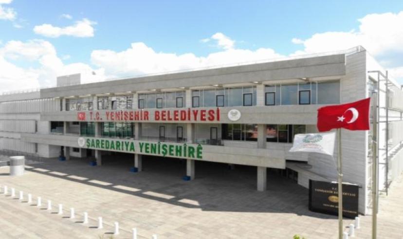 Diyarbakır Yenişehir Belediyesi 49 personeli işten çıkardı