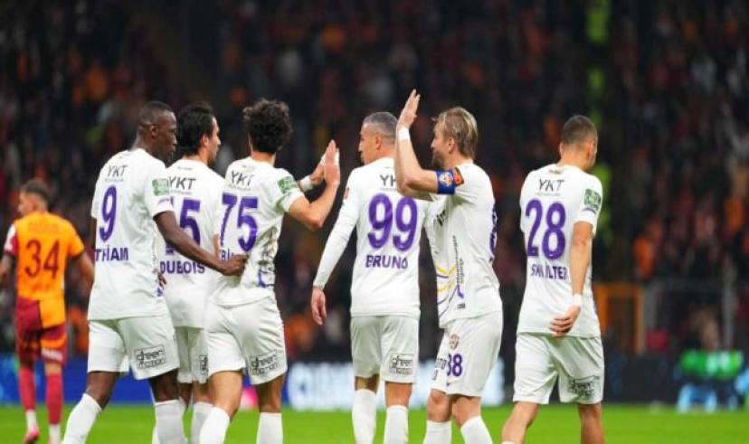 Galatasaray, Eyüpspor engelini aşamadı: 5 maç sonra puan kaybetti