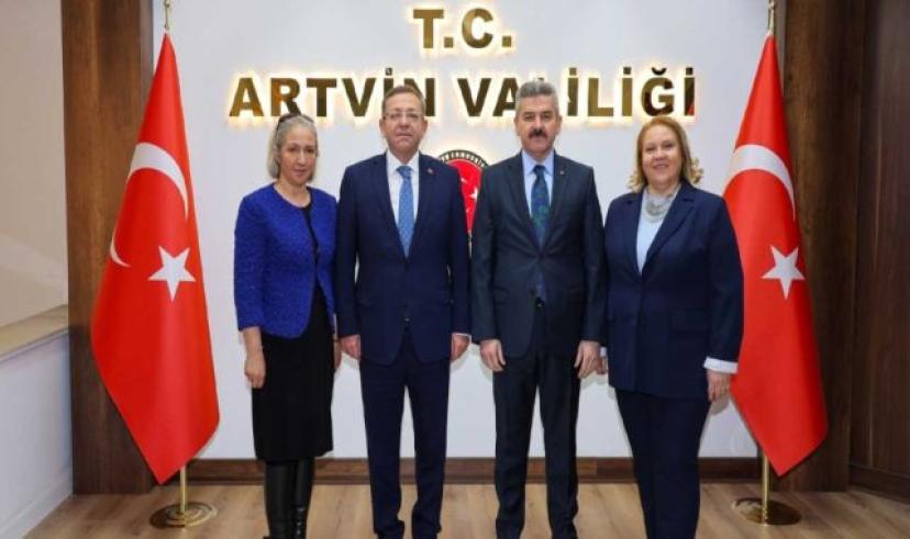 Kars Valisi Ziya Polat, Artvin Valisi Turan Ergün’ü ziyaret etti