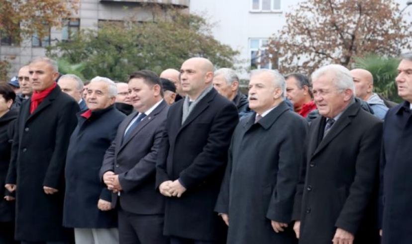 Madenciler Günü’nde Atatürk Anıtı’na çelenk konuldu