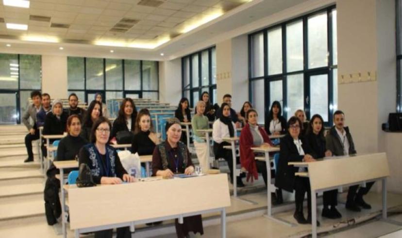 PAÜ’de “Yazılışının 950. Yılında Uluslararası Dîvânu Lugâti’t-Türk ve Türk Dünyası Sempozyumu” gerçekleştirildi