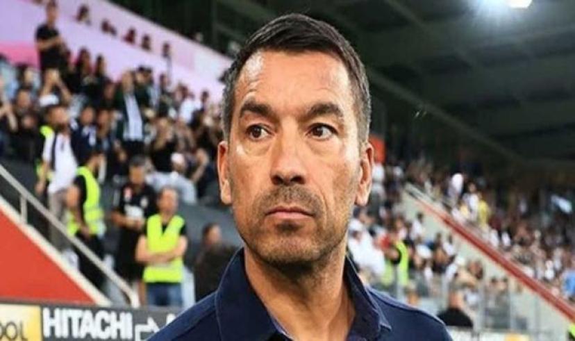 Van Bronckhorst’tan Beşiktaş’a duygusal veda: Daha fazla zaman verilseydi…