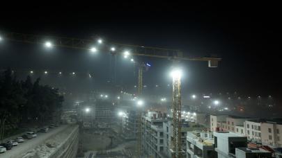 Deprem Bölgesinde ışıklar hiç sönmüyor