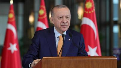 Erdoğan: Kongrelerimizde yumruklar değil, yürekler konuşuyor