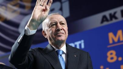 Erdoğan: Muhalefet boş gündemlerle uğraşıyor