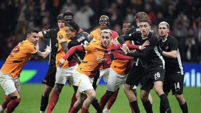 Galatasaray, 4 gollü maçta kazanamadı: Avrupa'ya veda etti
