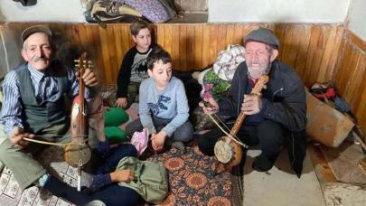 Serik'te ıklığ sazının son ustası Emin Kök hayatını kaybetti
