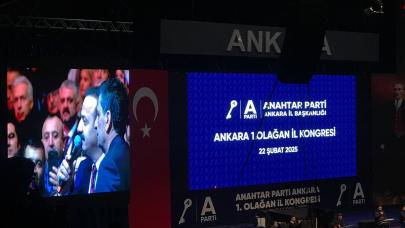 Yavuz Ağıralioğlu'ndan Ankara İl Kongresi'nde şiir!