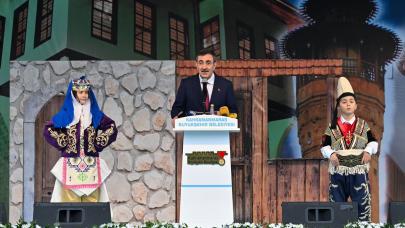 Yılmaz: Kahramanmaraş’ı deprem sonrası yeniden inşa ediyoruz