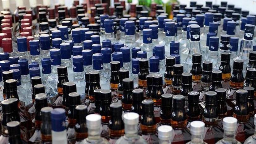 Adana'da 780 litre sahte içki ele geçirildi