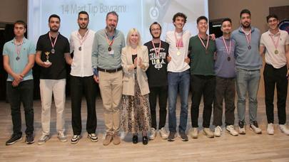 Akdeniz üniversitesi'nde 14 mart tıp bayramı'nda geleceğin hekimleri buluştu