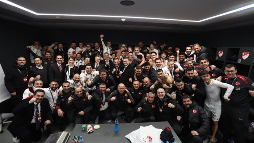 Cumhurbaşkanı Recep Tayyip Erdoğan'dan Milli Takıma Tebrik