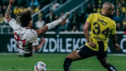 Fenerbahçe zirve yarışında yara aldı!