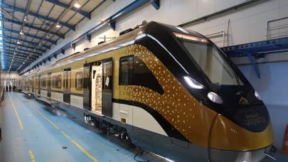 Gaziray için ilk yerli banliyö treni yola çıktı!
