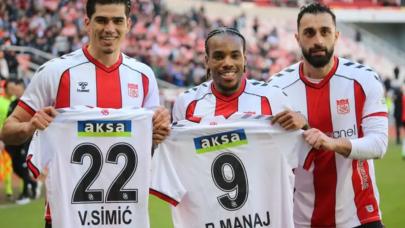 Sivasspor Rıza Çalımbay ile Göztepe'ye yendi