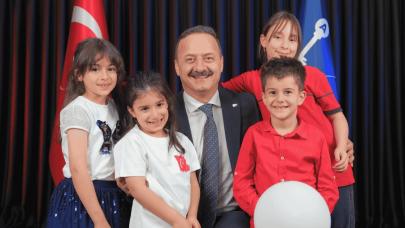 Ağıralioğlu, 23 Nisan’da çocuklara seslendi: Hayalleriniz, geleceğimizi şekillendirecek