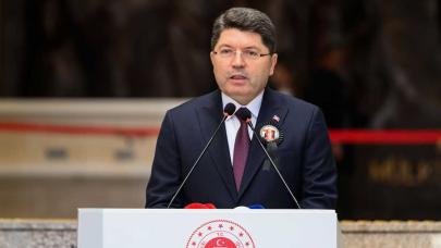 Bakan Tunç, Şanlıurfa’da köpeklerden kaçarken hayatını kaybeden genç kızı andı