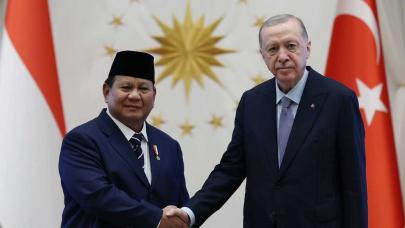 Cumhurbaşkanı ​​​​​​​ Erdoğan: "Filistin davasında Endonezya ile omuz omuzayız"