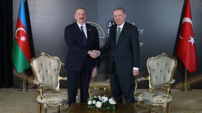 Cumhurbaşkanı Erdoğan ve Aliyev bir araya geldi