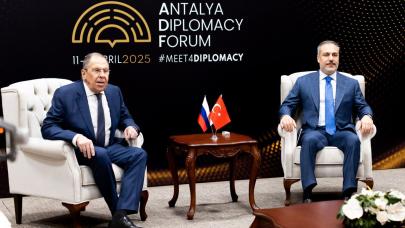 Dışişleri Bakanı Hakan Fidan, Rusya Dışişleri Bakanı Sergey Lavrov ile görüştü