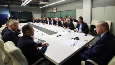 İstanbul depremi sonrası devlet sahada: Cumhurbaşkanı Erdoğan AFAD'da durumu değerlendirdi