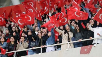 Kadın Futbol Takımımız UEFA Uluslar Ligi Grup maçında Slovenya'ya 1-0 yenildi
