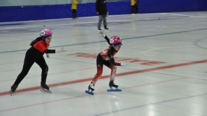 Short Track Anadolu Yıldızlar Ligi Kars'ta başladı