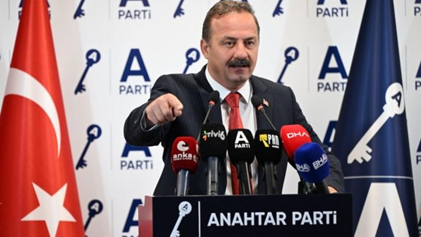 Ağıralioğlu: Valilerimiz üzerinden devlet ve millet vakarımızın örselenmesine onay vermenizi kabul etmiyoruz!