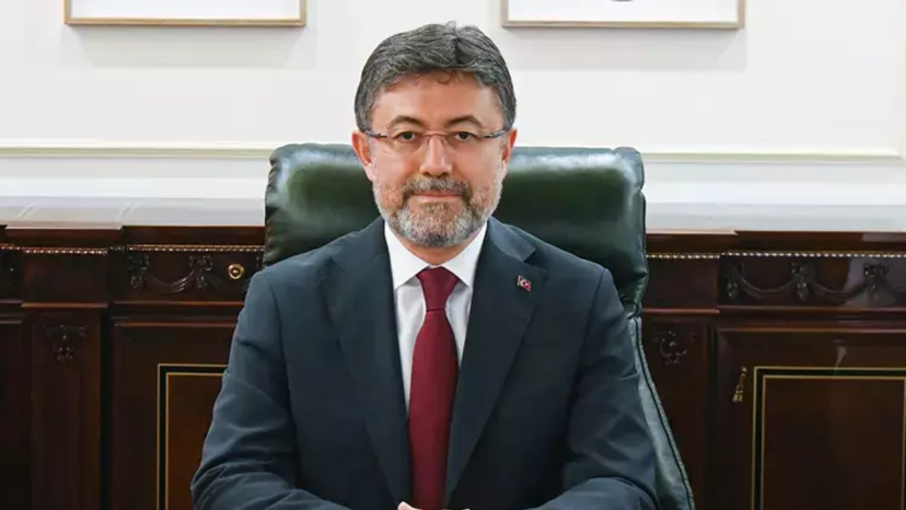 Bakan Yumaklı'dan orman yangınlarıyla mücadeleye ilişkin açıklama: Tüm birimlerimizle hazırız