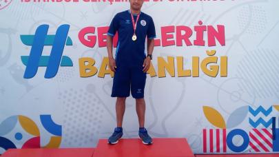 Emrah Öztürk'ten Türkiye rekoru