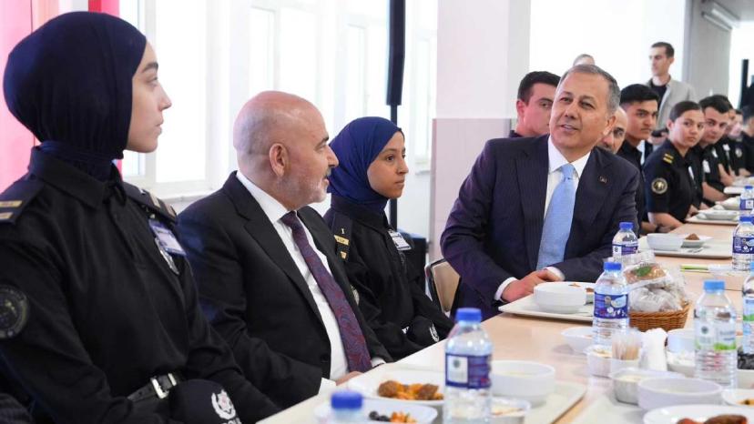 İçişleri Bakanı Ali Yerlikaya, Polis Akademisi’ni ziyaret etti
