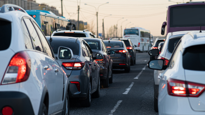 İstanbul trafiği 2024'te 105 saat kayıp zaman yaratırken, 97 bin kaza kayıtlara geçti