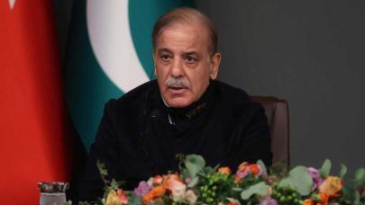 Pakistan Başbakanı Şerif: “Hindistan’a karşı tarihi bir zafer kazandık”