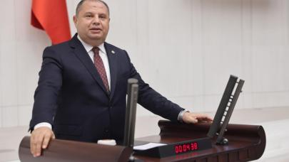 Öztürk: Sosyal medya gençliği tehdit ediyor