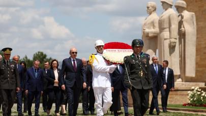 TBMM Başkanı Numan Kurtulmuş ve Başkanlık Divanı, Anıtkabir’i ziyaret etti