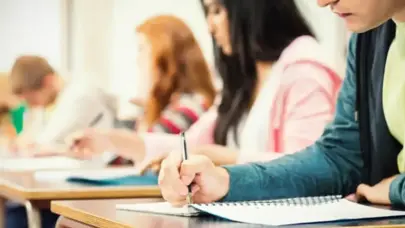 YKS maratonu başladı: 2,5 milyondan fazla aday TYT'de başladı