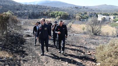 AFAD Başkanı Pehlivan, Çeşme'de yangın bölgesinde