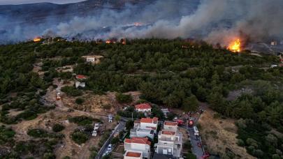 Bakan Yumaklı'dan açıklama: Çeşme yangını kontrol altında