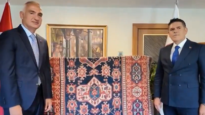 Beş asırlık Uşak halısı 30 yıl sonra doğduğu topraklara döndü