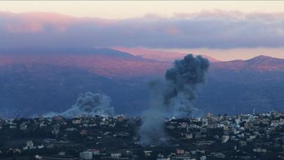 İsrail, Suriye'nin başkenti Şam'ı vurdu