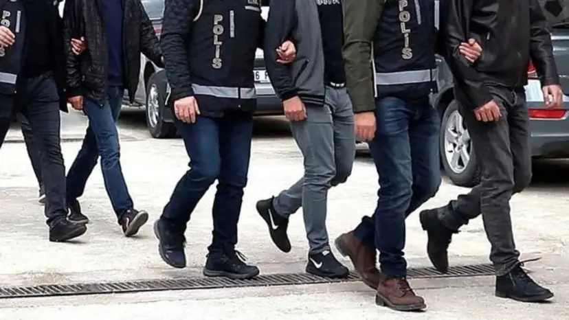 İstanbul’da FETÖ operasyonu: 10 şüpheli gözaltında